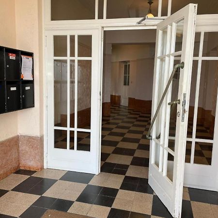 Uniek Appartement Op De Zeedijk Met Parking Ostende Exterior foto